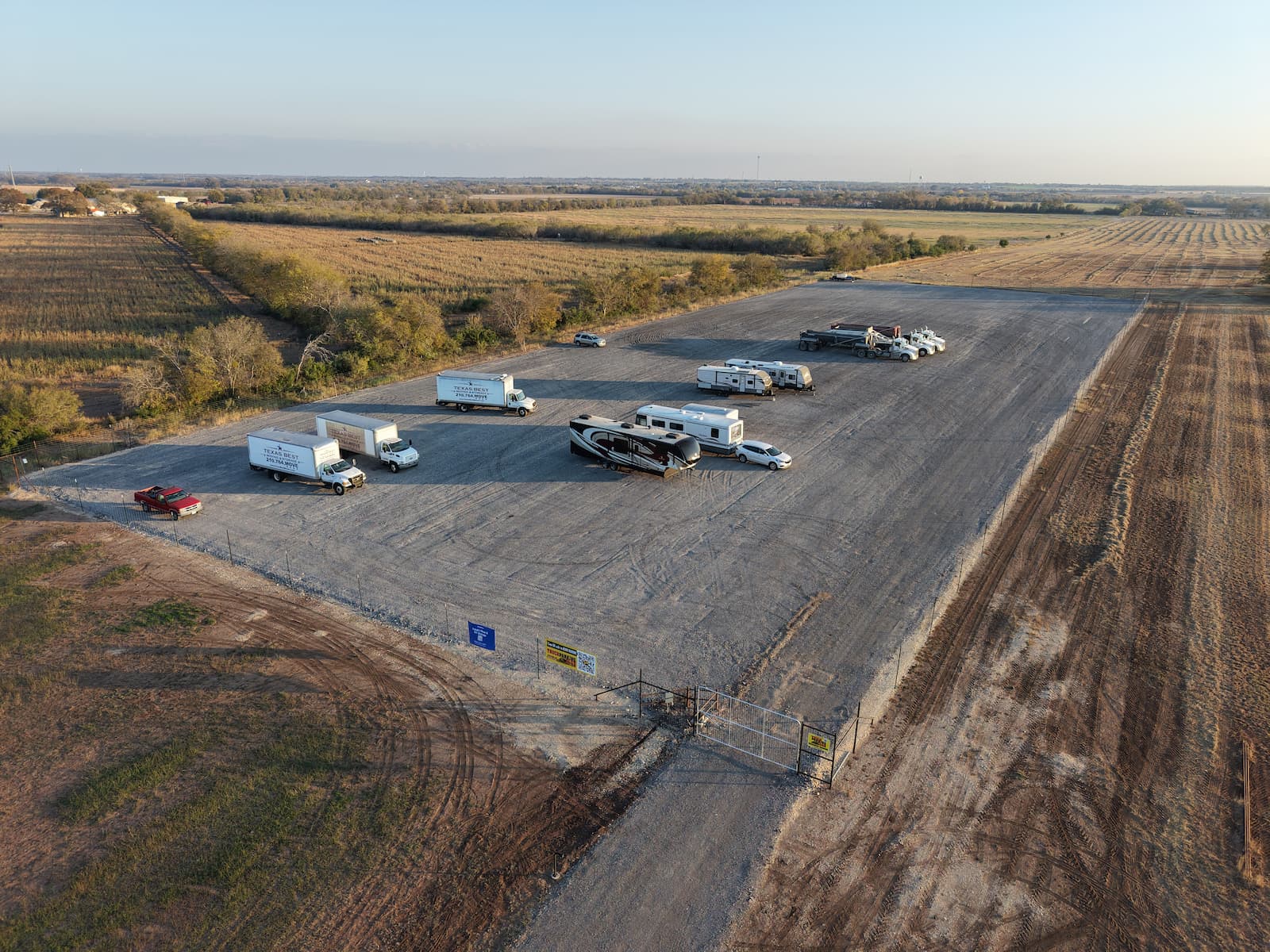 Truck and trailer storage in Lacoste, TX